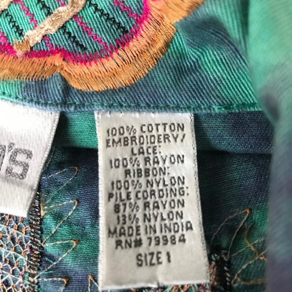 Chico's Retro Vest Boho Artsy Festive Embroidered - Picture 8 of 8